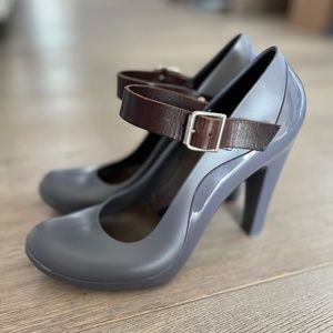 Marni Grey Rubber Pumps Size 40 w Brown leather straps